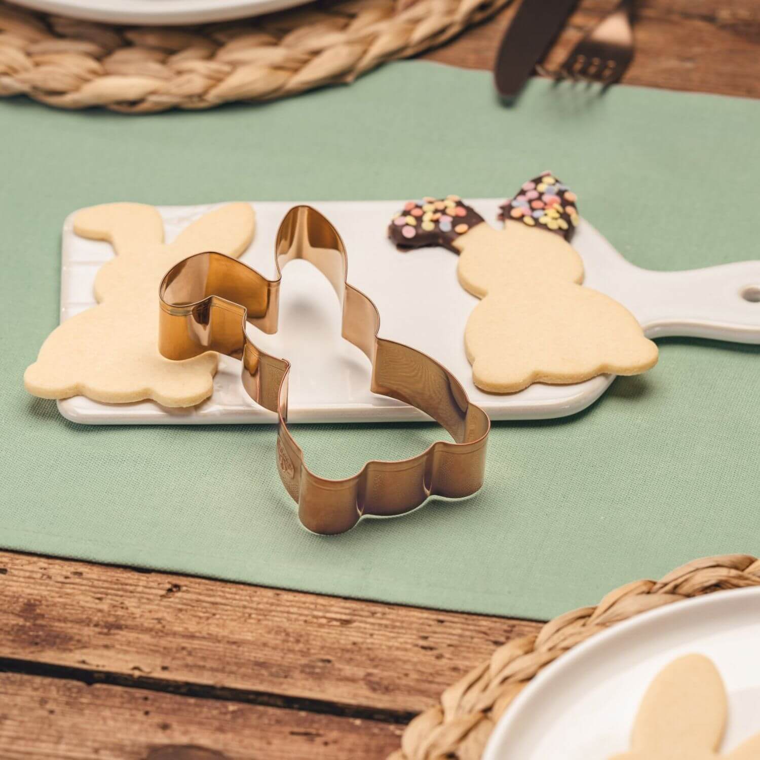 Großer Ausstecher "Hase stehend"