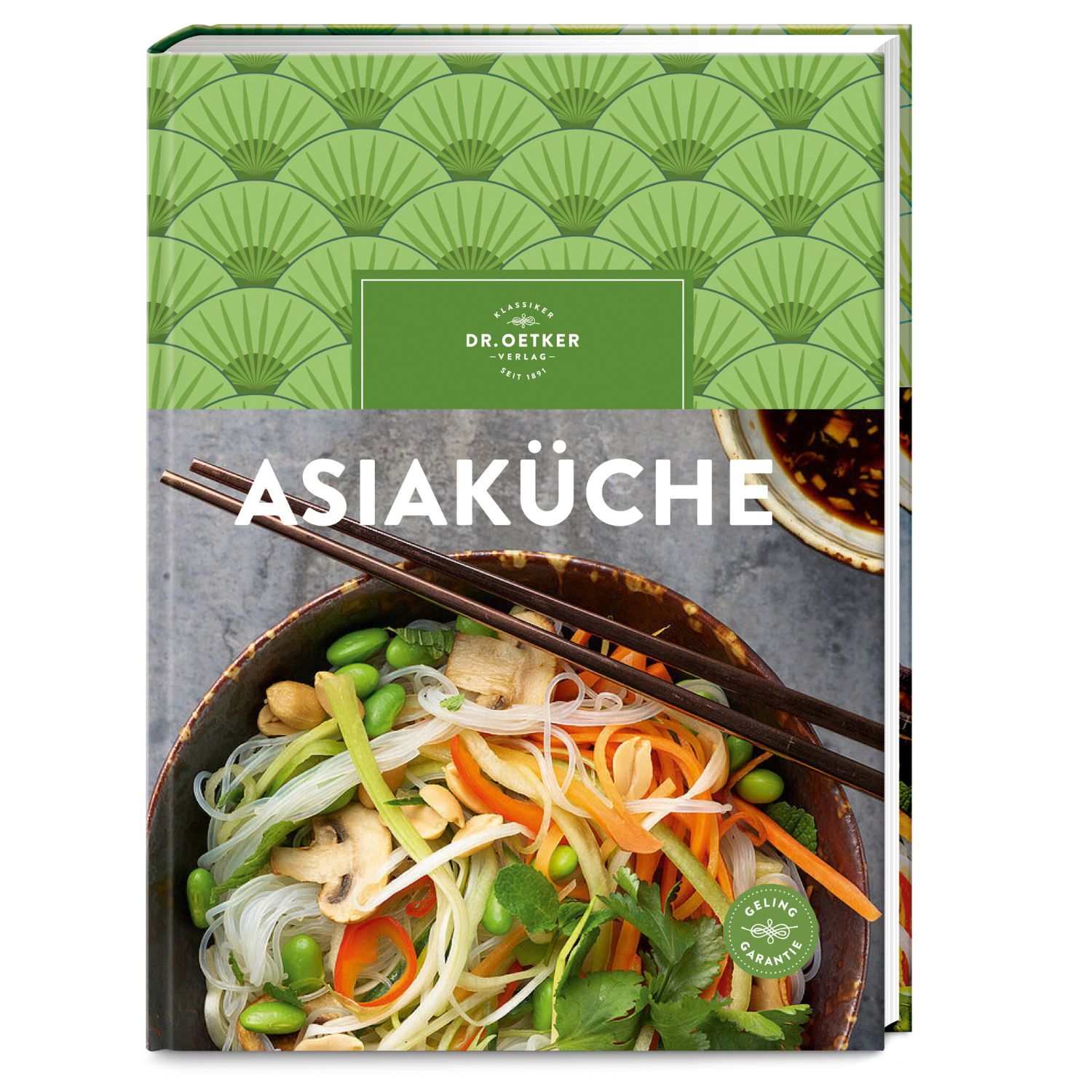 Buchcover Mit Überschrift Asiaküche und einem Asiasalat darunter